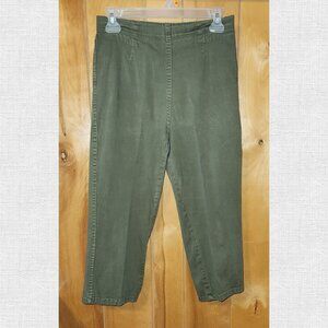 White Stag Army Green Capris sz Medium Elastic Waist